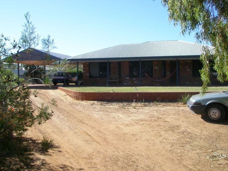 14 Cedar Crescent, STRATHALBYN WA 6530, Strathalbyn - Image 1