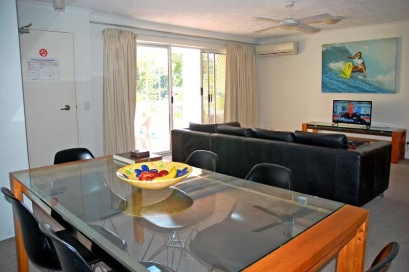 16 Djerral Avenue, Burleigh Heads QLD 4220, Burleigh Heads - Thumbnail 4