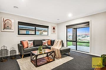 3 Rosette Crescent, Rockbank VIC 3335, Rockbank - Thumbnail 5