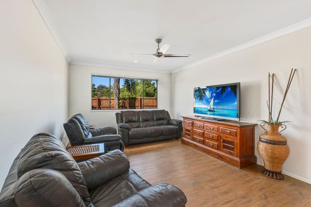 2 Tawanga Close, Pacific Pines QLD 4211, Pacific Pines - Thumbnail 7