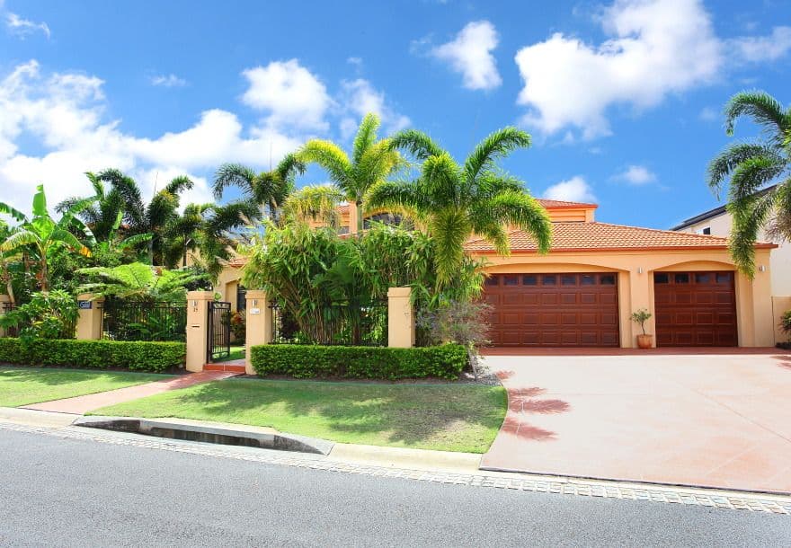 25 Clear Water Bay Avenue, CLEAR ISLAND WATERS QLD 4226, Clear Island Waters - Thumbnail 6