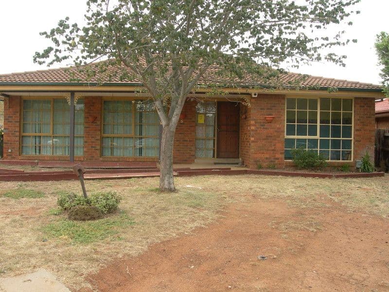 5 Helder Court, MELTON WEST VIC 3337, Melton West - Image 1
