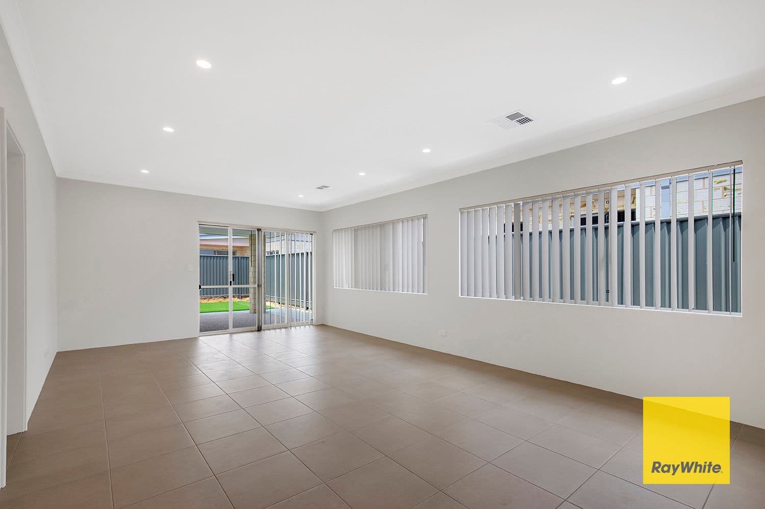 8 Popran Street, Baldivis WA 6171, Baldivis - Thumbnail 3