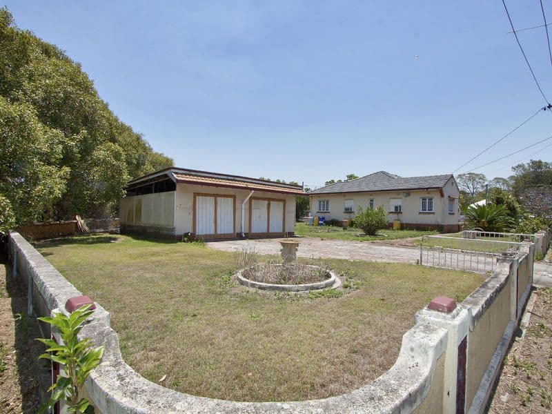1 Bridge Street, SANDGATE QLD 4017, Sandgate - Image 1