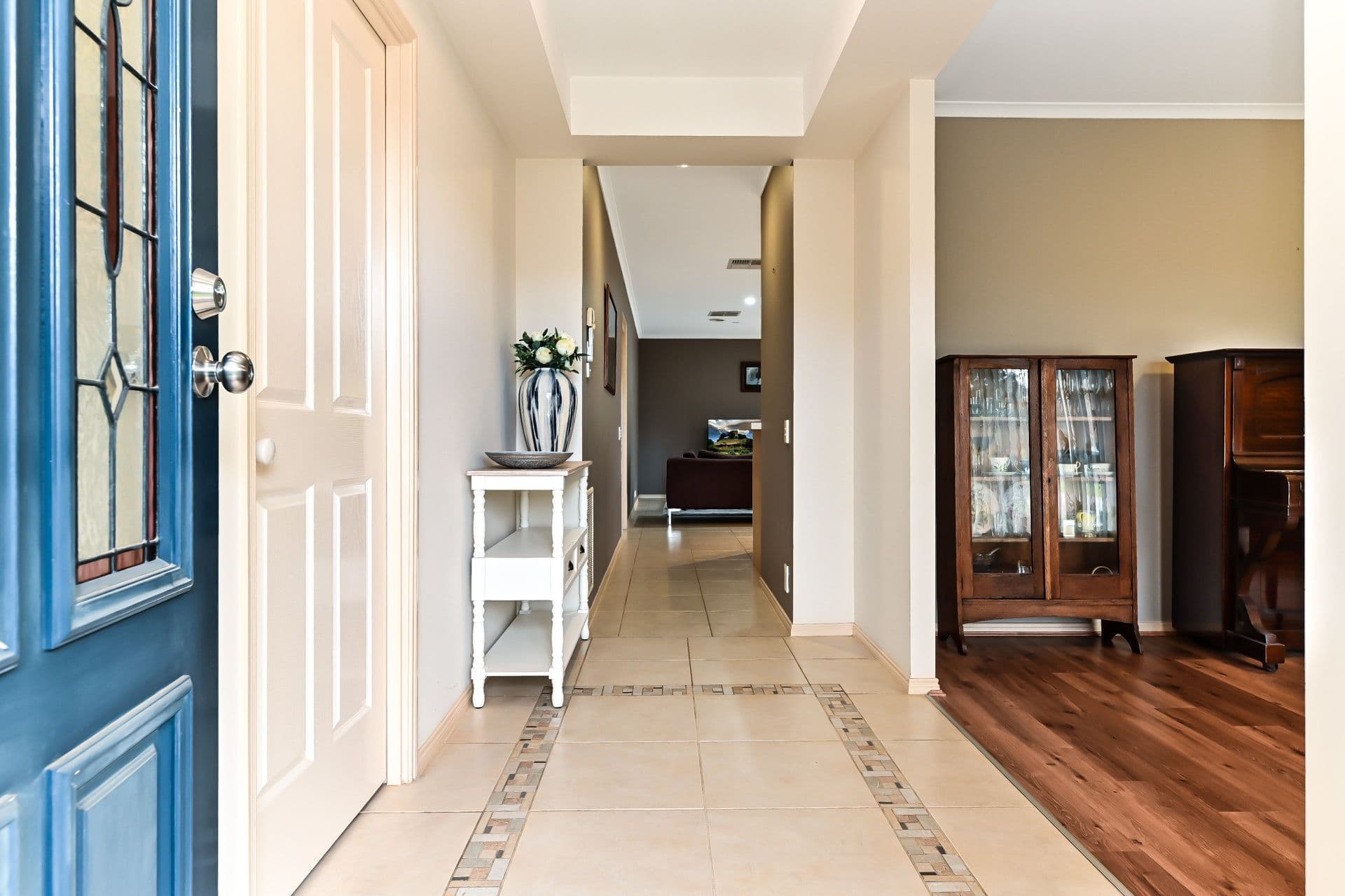 5 Aitken Court, Berwick VIC 3806, Berwick - Thumbnail 3