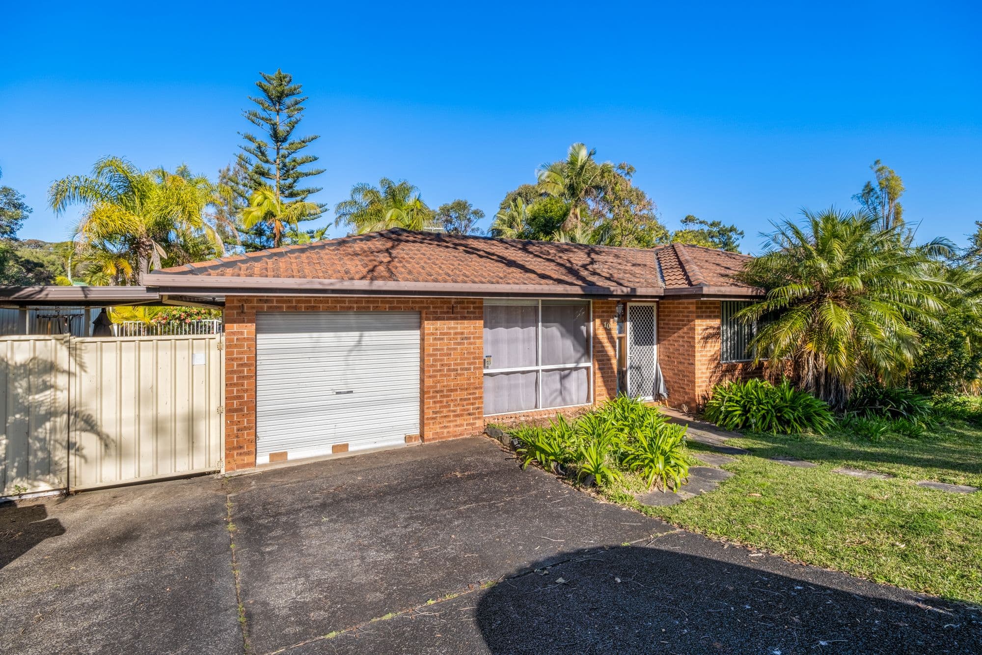 10 Belshaw Place, Bateau Bay NSW 2261, Bateau Bay - Image 1