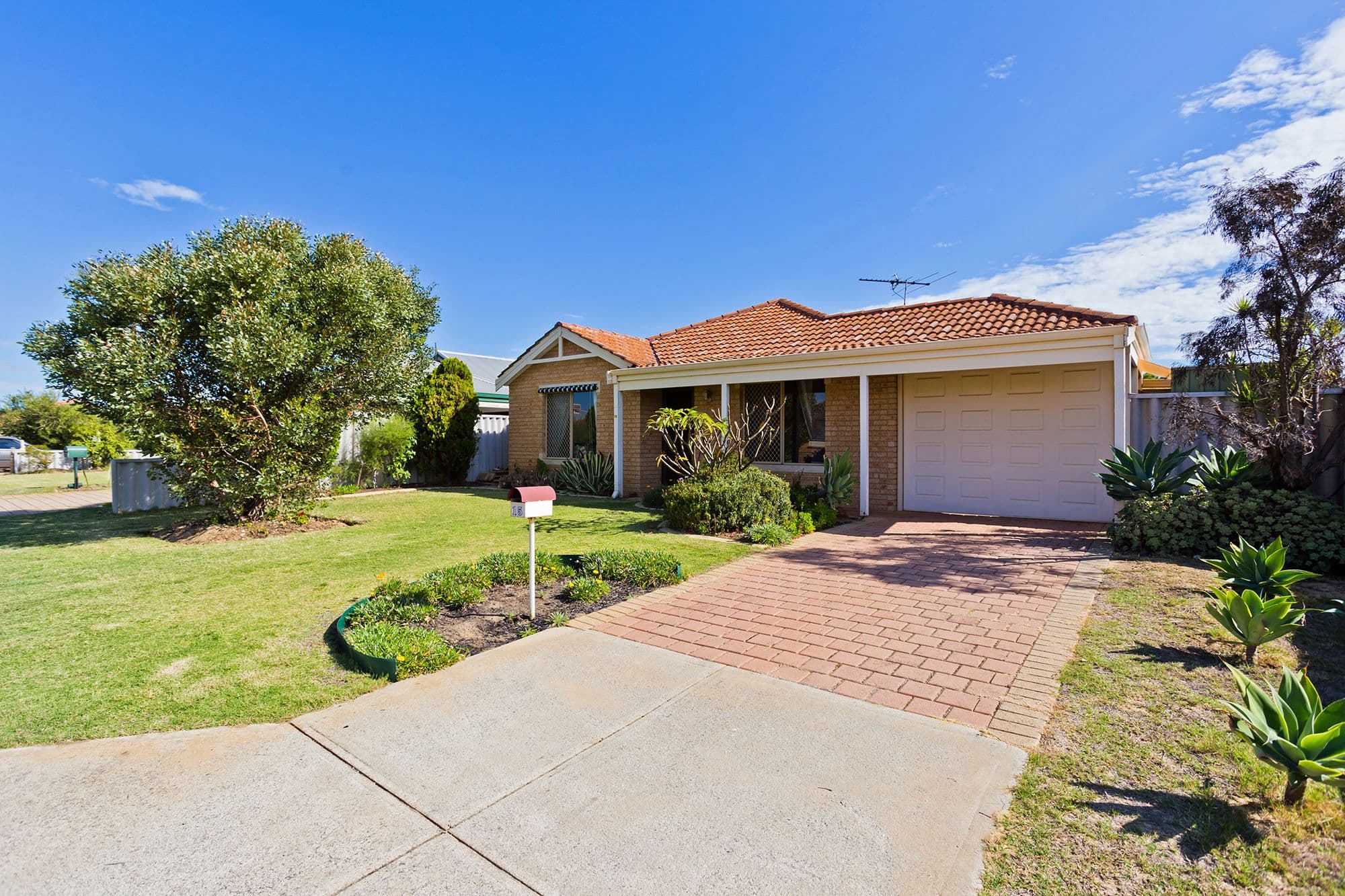 15 Peran Street, Bennett Springs WA 6063, Bennett Springs - Thumbnail 3