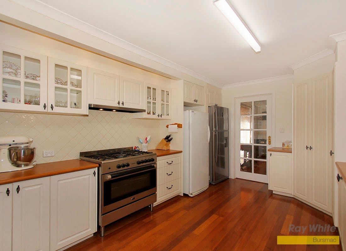 7 Giralia Parkway, BALLAJURA WA 6066, Ballajura - Thumbnail 4