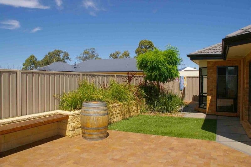 24 Ian Showell Drive, RENMARK SA 5341, Renmark - Thumbnail 2