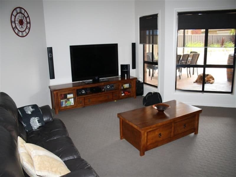24 Ian Showell Drive, RENMARK SA 5341, Renmark - Thumbnail 7