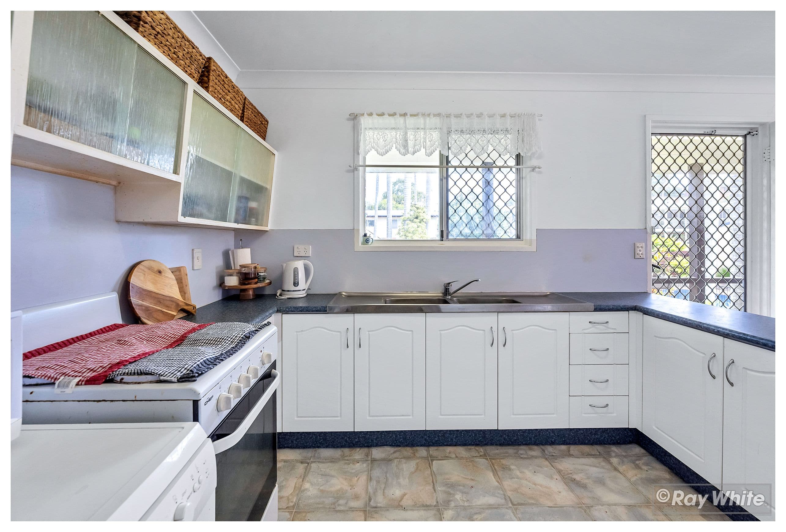 337 Marsh Avenue, Frenchville QLD 4701, Frenchville - Thumbnail 2