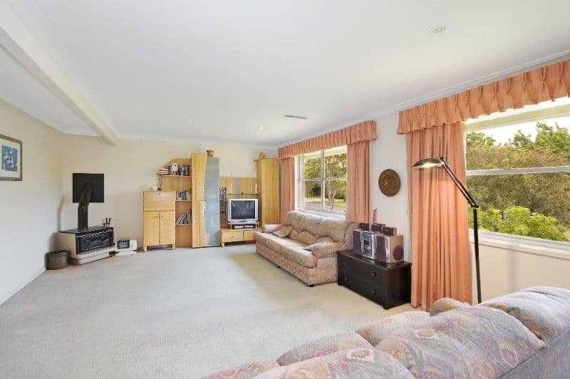 18 Jinchilla Road, TERREY HILLS NSW 2084, Terrey Hills - Thumbnail 2