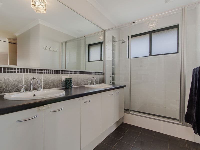 14 Ravenglass Crescent, Waikiki WA 6169, Waikiki - Thumbnail 7