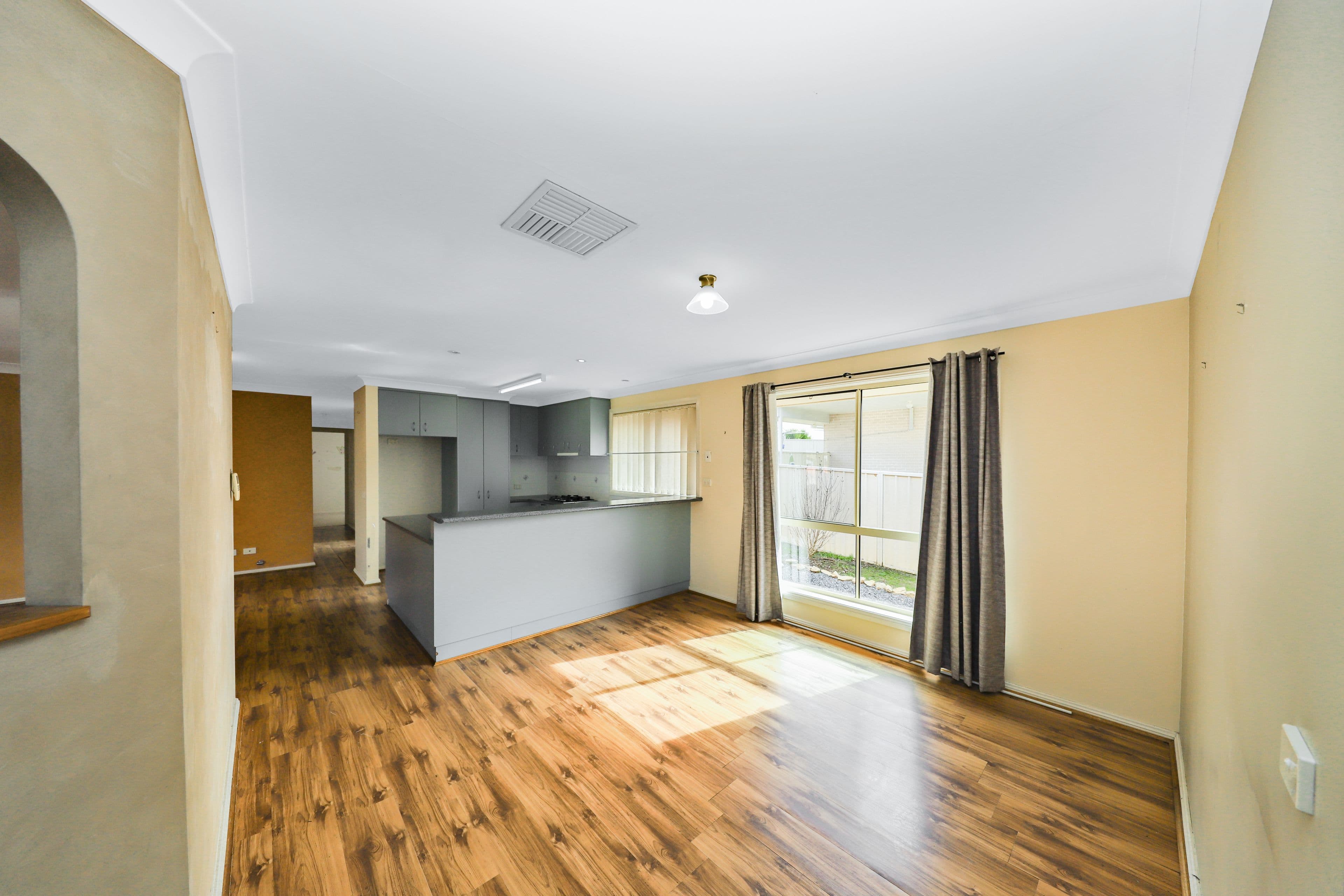 8 Maroo Street, Tumut NSW 2720, Tumut - Thumbnail 5