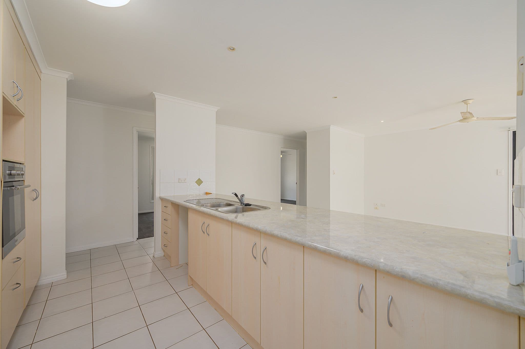 15 Bridgeman Place, New Auckland QLD 4680, New Auckland - Thumbnail 4