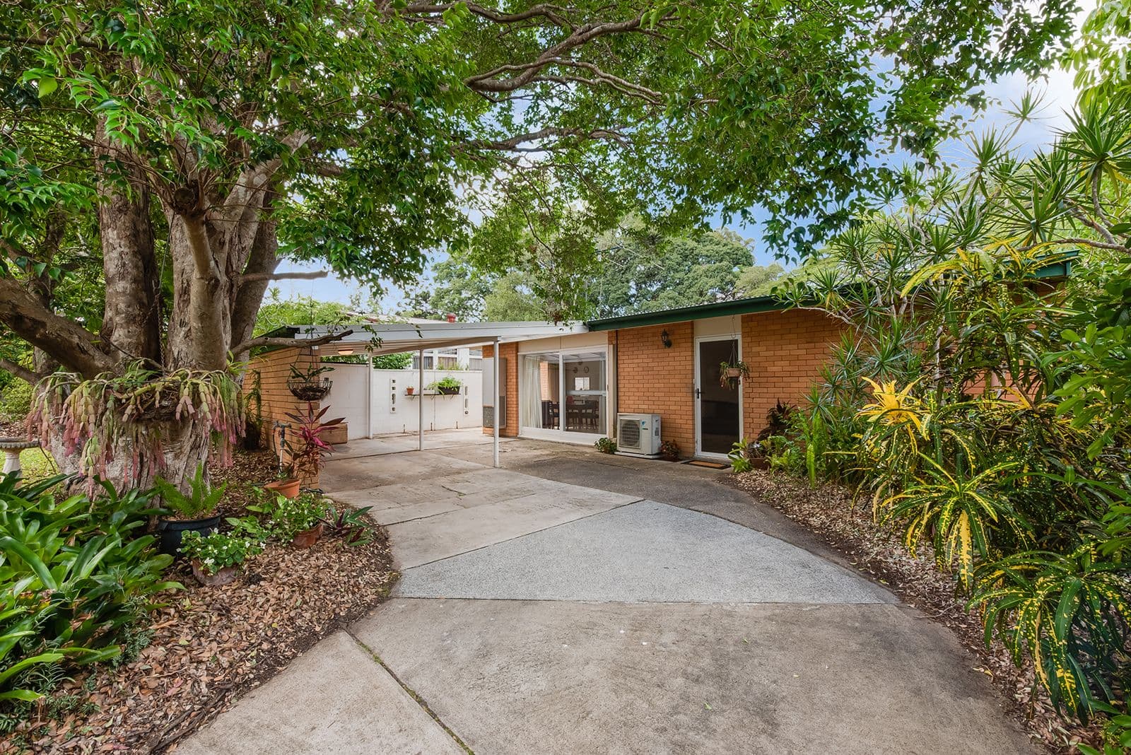 26 Tarbet Street, Kenmore QLD 4069, Kenmore - Image 1