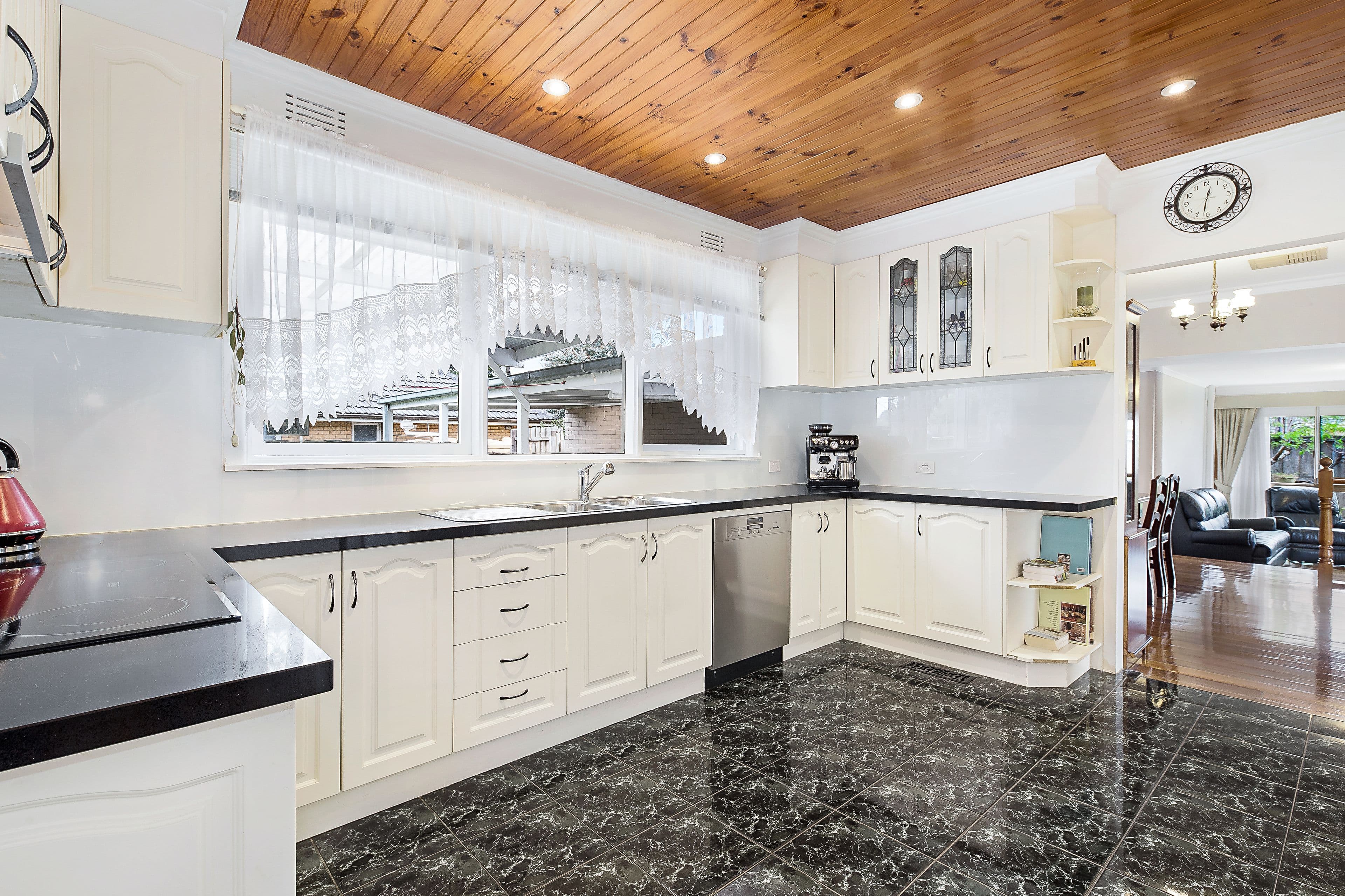48 Carson Street, Mulgrave VIC 3170, Mulgrave - Thumbnail 3