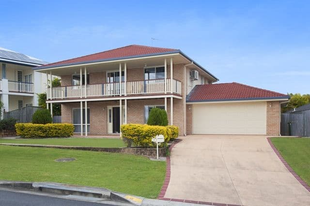 16 Brittany Drive, Oxenford QLD 4210, Oxenford - Thumbnail 2