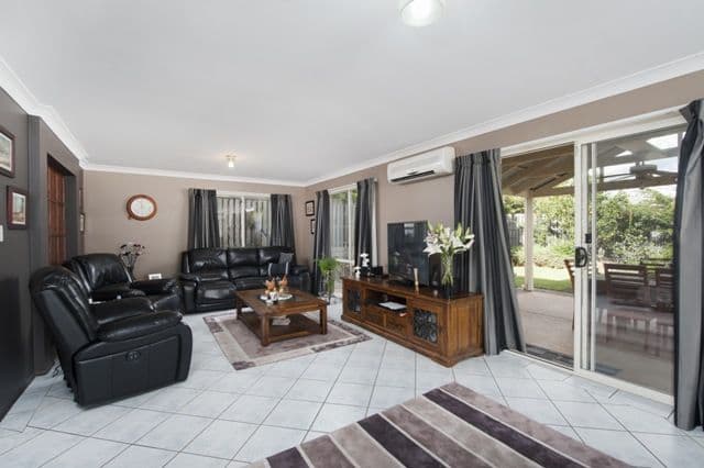 16 Brittany Drive, Oxenford QLD 4210, Oxenford - Thumbnail 8