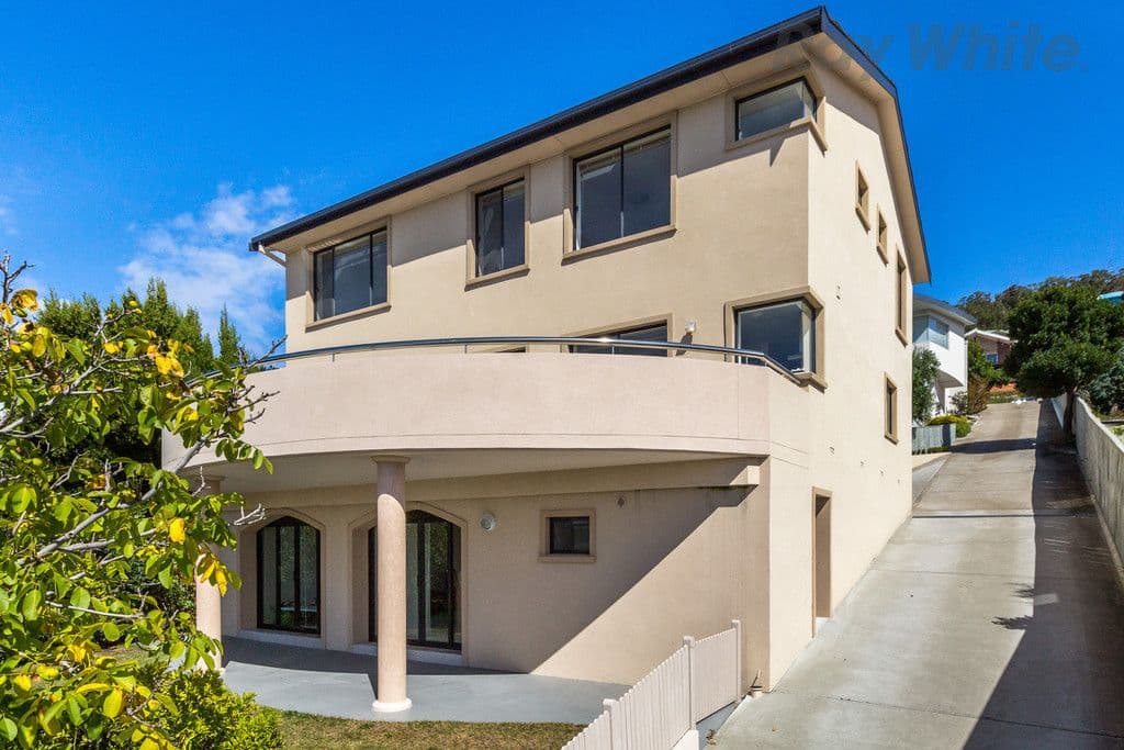 806 Sandy Bay Road, Sandy Bay TAS 7005, Sandy Bay - Thumbnail 2