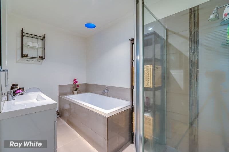 15 Kramer Street, Werribee VIC 3030, Werribee - Thumbnail 4