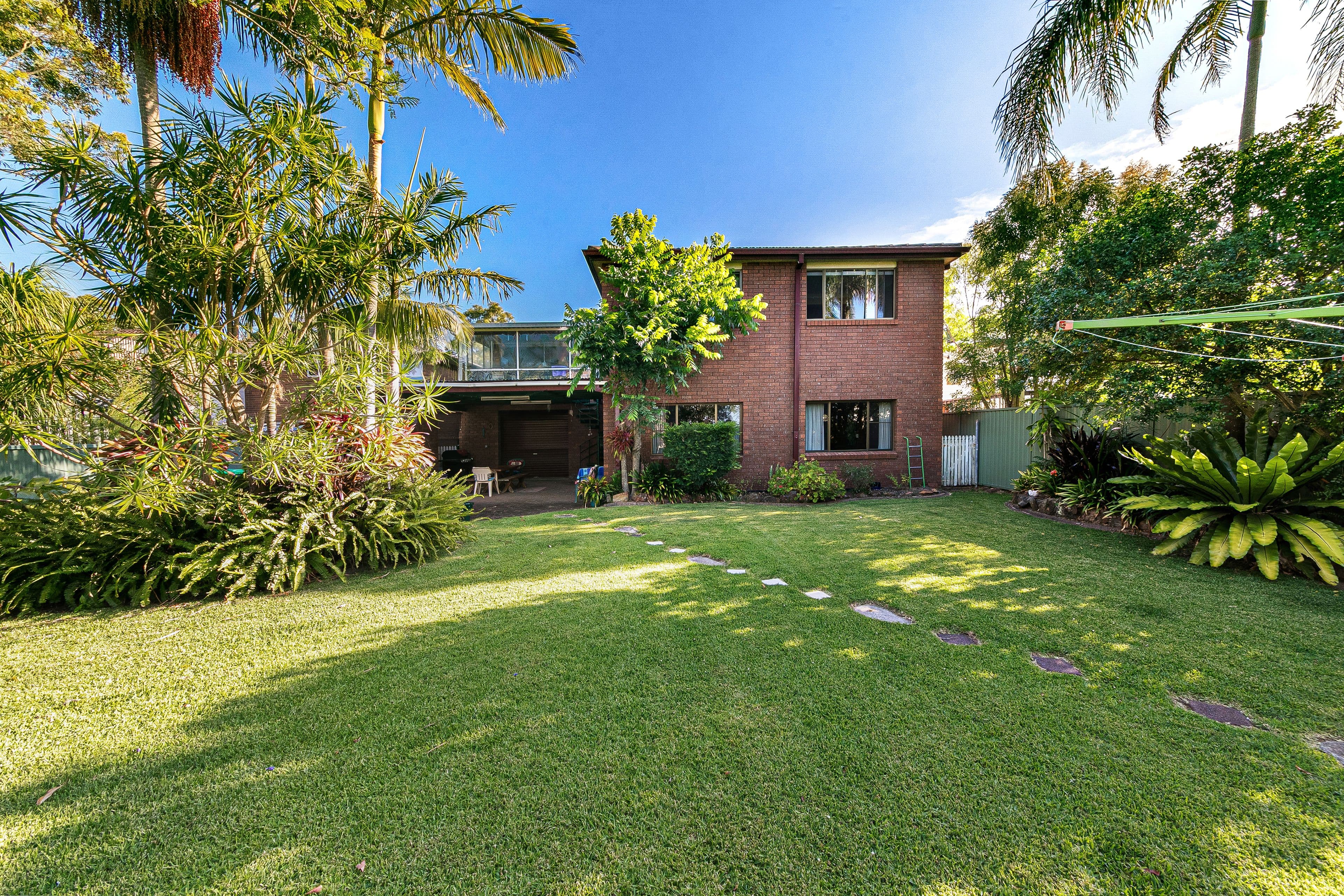 37 Powlett, Altona Meadows - Thumbnail 2