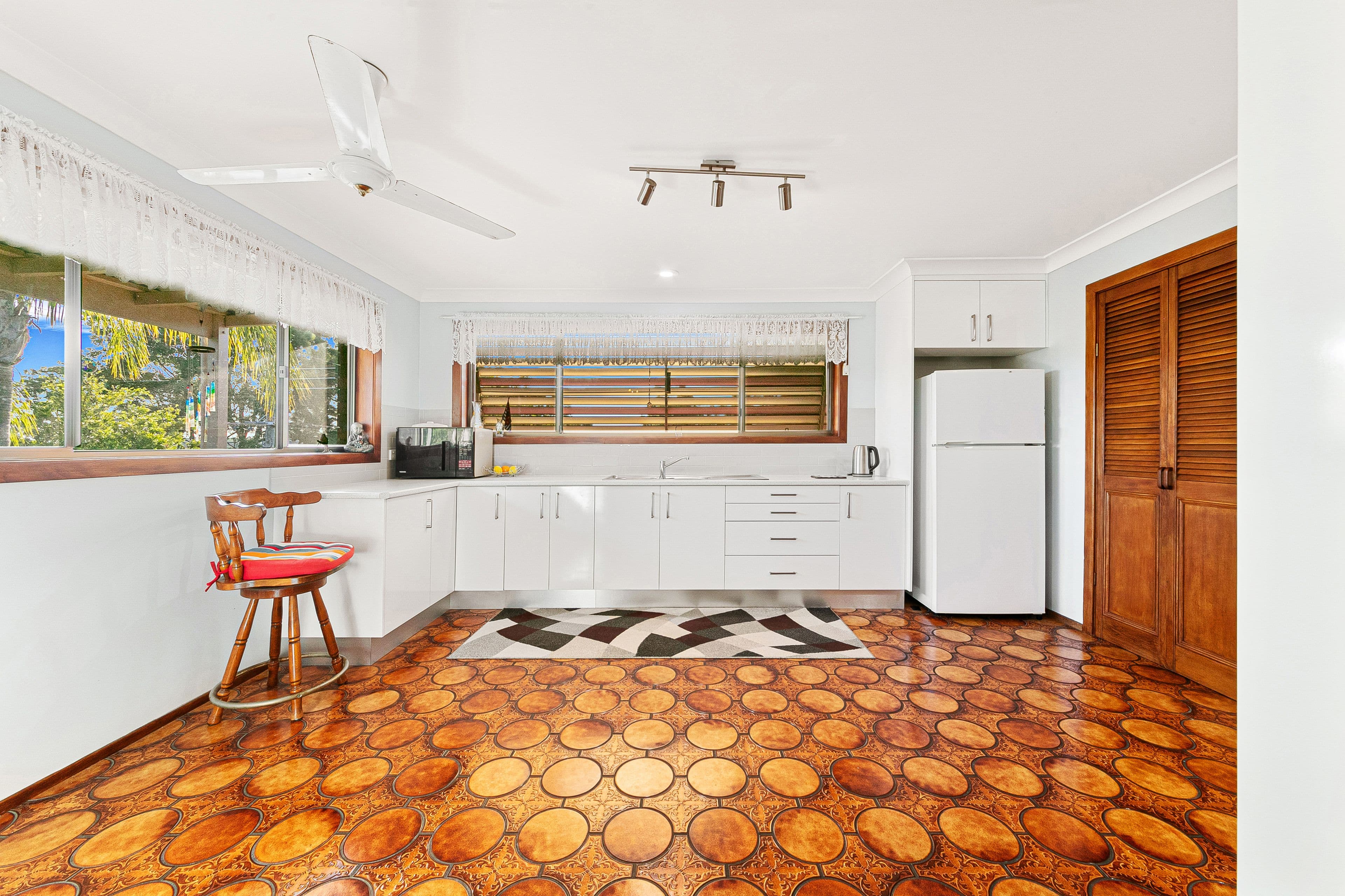 37 Powlett, Altona Meadows - Thumbnail 5