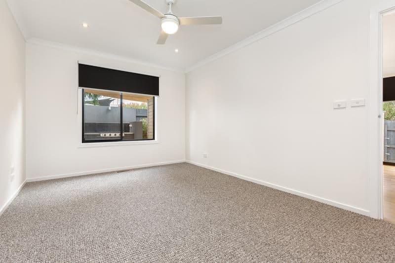59 Fairholme Boulevard, Berwick VIC 3806, Berwick - Thumbnail 8