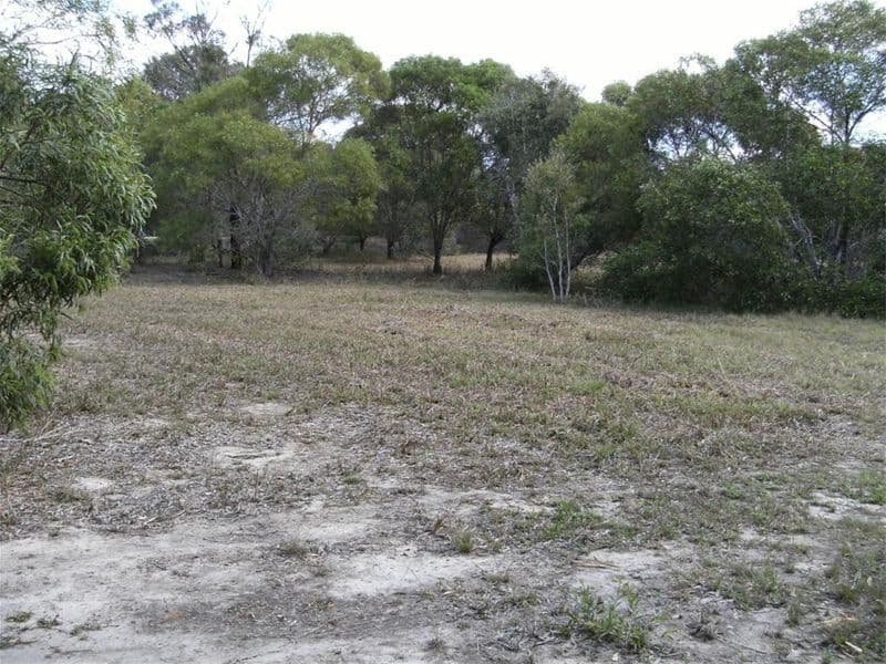 82  Wheeley Road, BOORAL QLD 4655, Booral - Thumbnail 6