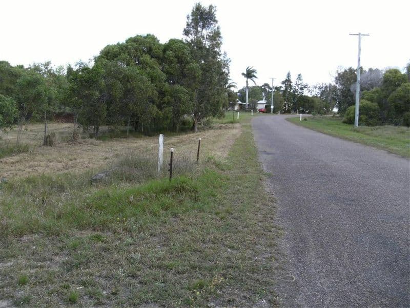 82  Wheeley Road, BOORAL QLD 4655, Booral - Thumbnail 8