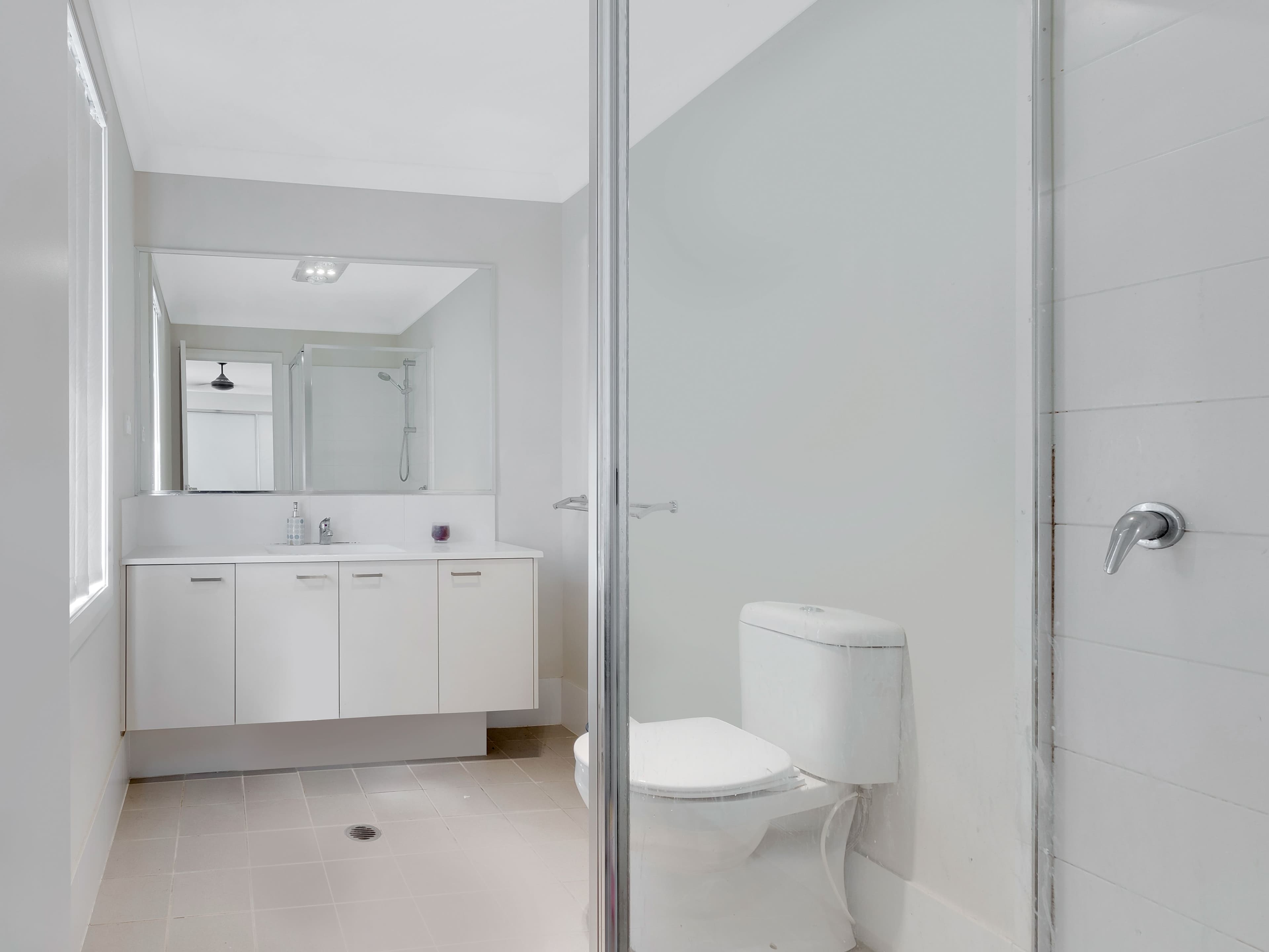 6 Britannia Drive, Glenfield NSW 2167, Glenfield - Thumbnail 6
