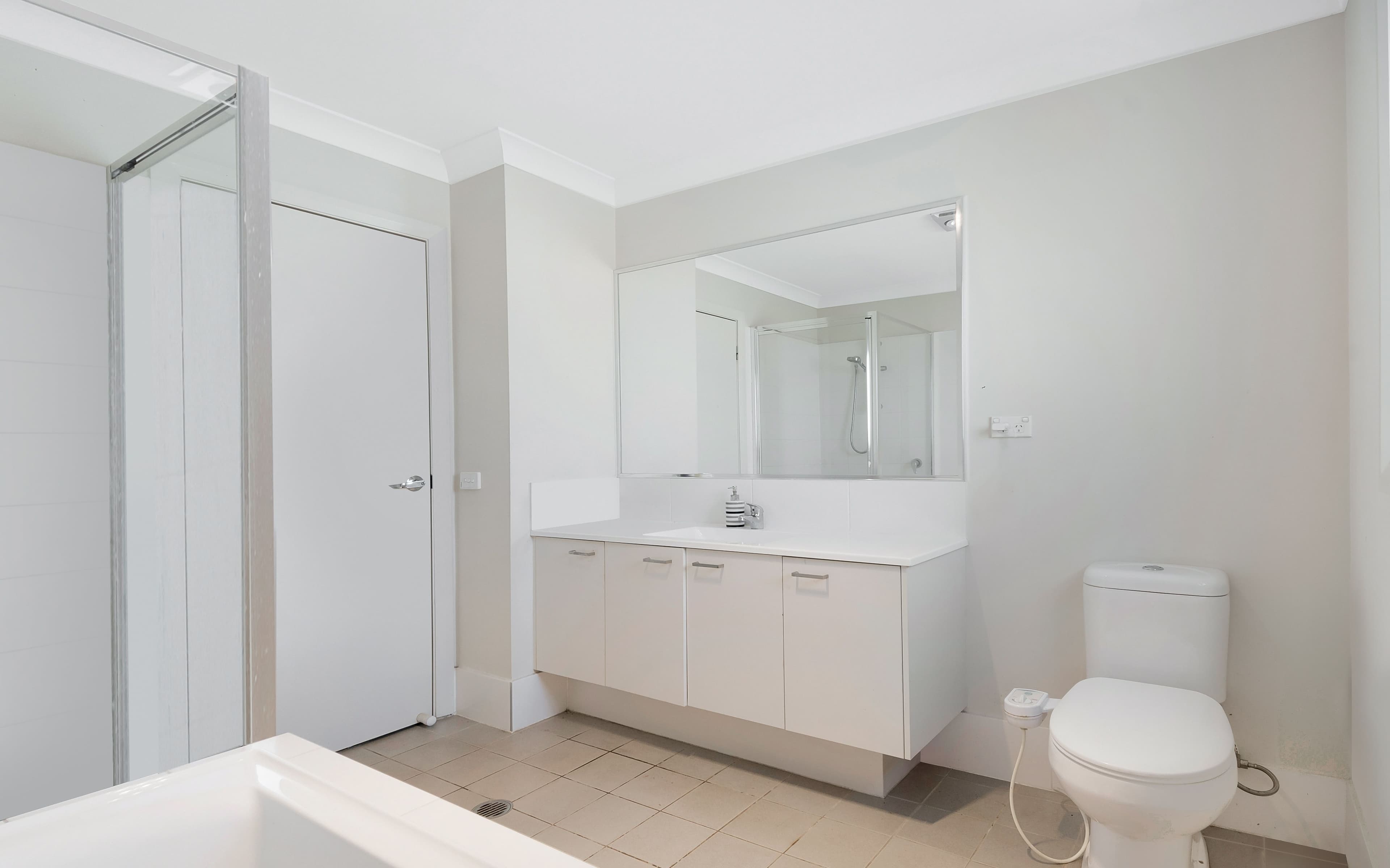 6 Britannia Drive, Glenfield NSW 2167, Glenfield - Thumbnail 8