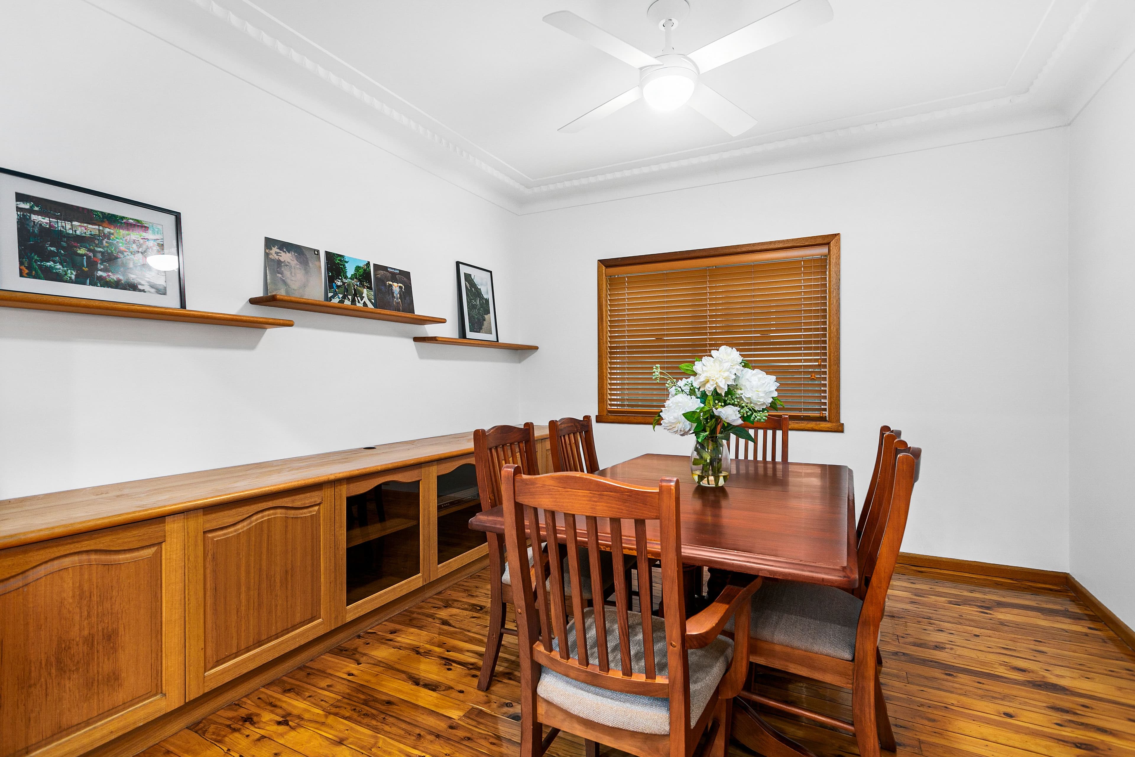 11 Greenlands Avenue, Peakhurst NSW 2210, Peakhurst - Thumbnail 4