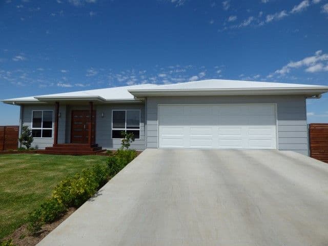 30 beetson Drive, Roma QLD 4455, Roma - Image 1