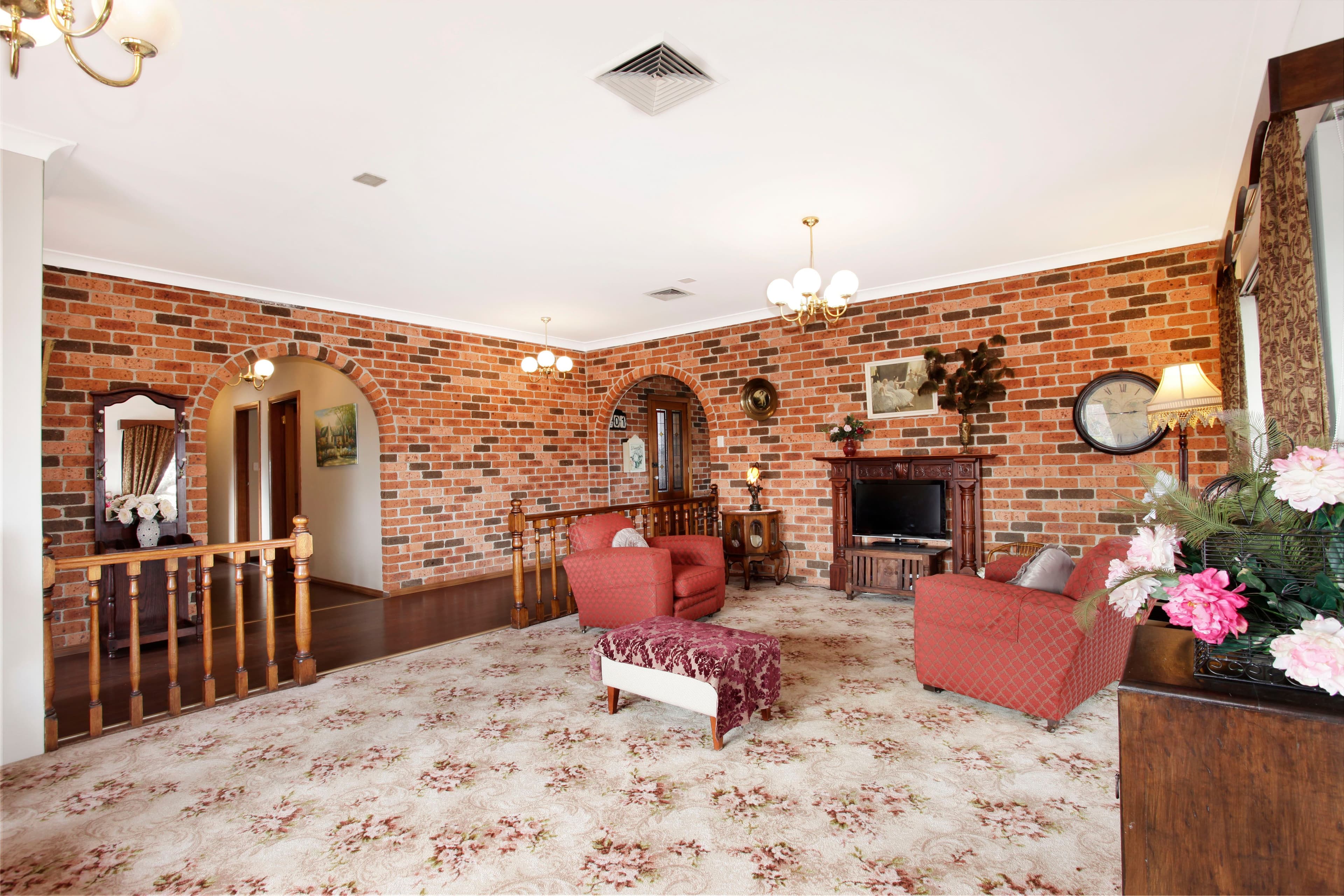99 Tallowood Crescent, Bossley Park - Thumbnail 2