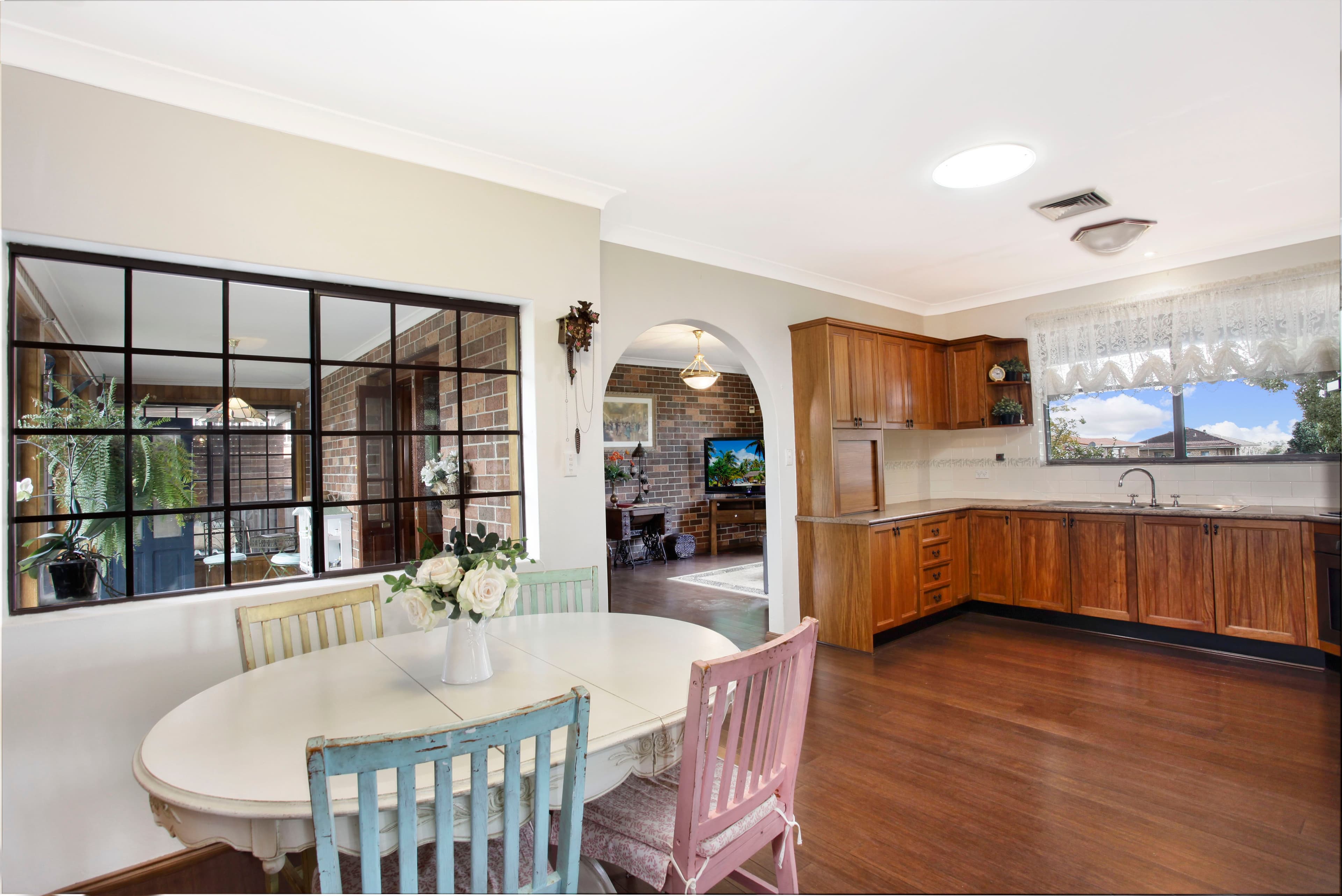 99 Tallowood Crescent, Bossley Park - Thumbnail 3