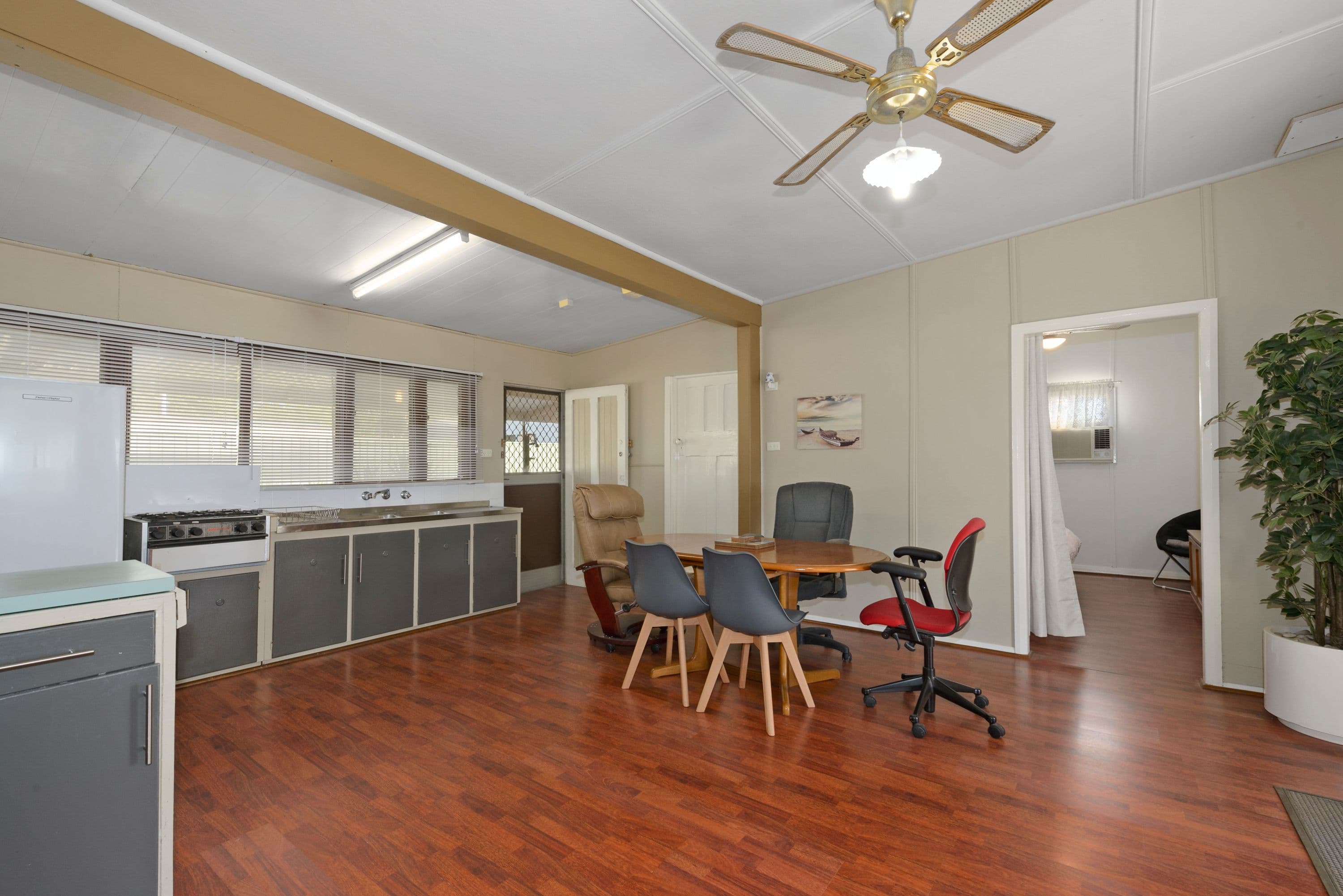10 Second Street, Pine Point SA 5571, Pine Point - Thumbnail 5