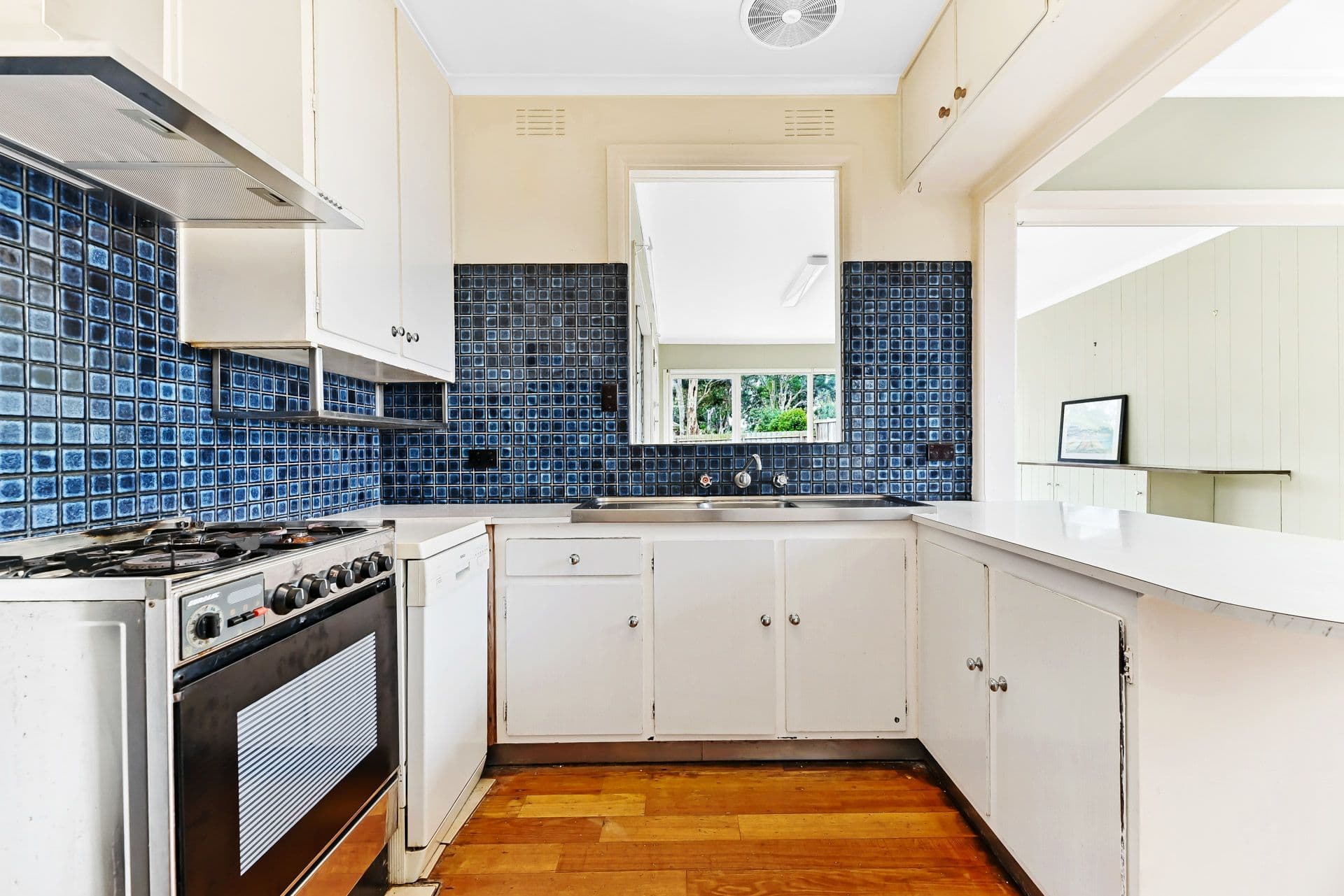 11 Henwood Street, Blackburn South VIC 3130, Blackburn South - Thumbnail 6