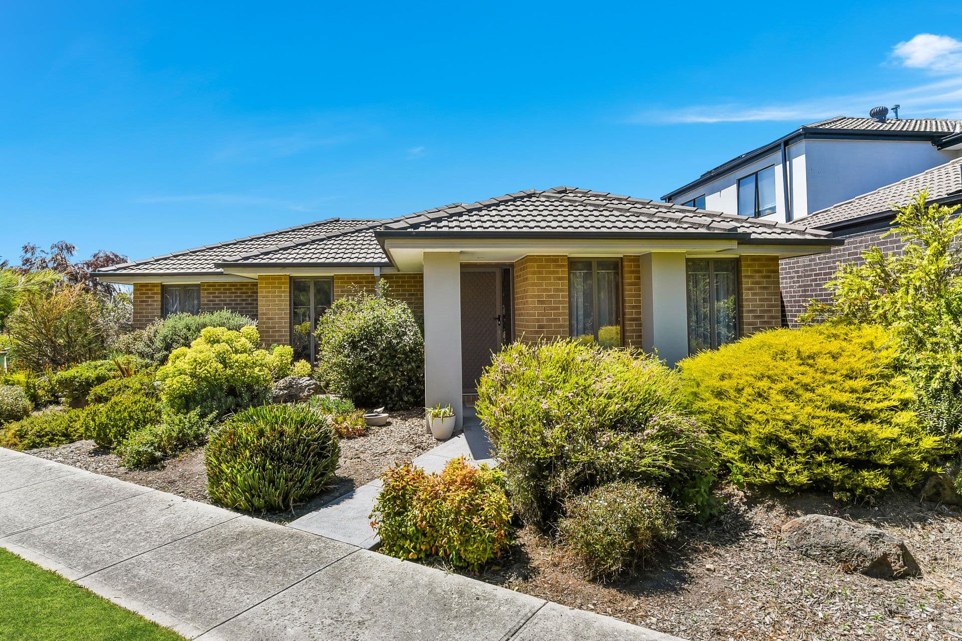 8 Featherflower Way, Officer VIC 3809, Officer - Image 1