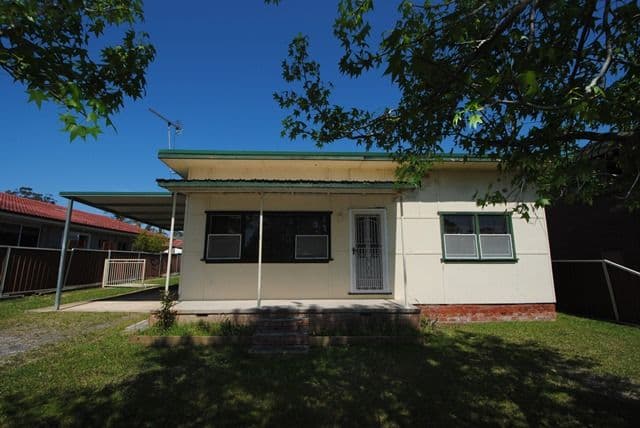 8 Edward Street, Vincentia NSW 2540, Vincentia - Image 1