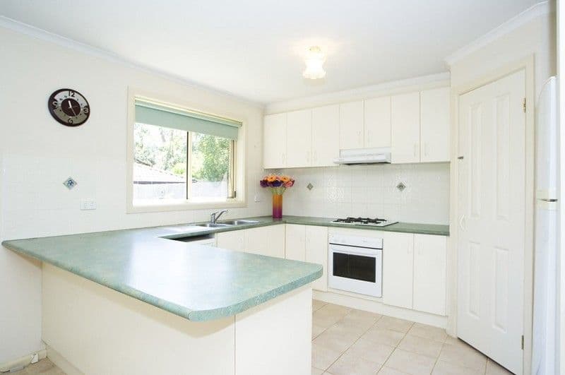 2, 11 WATTLE Road, BAYSWATER NORTH VIC 3153, Bayswater North - Thumbnail 2
