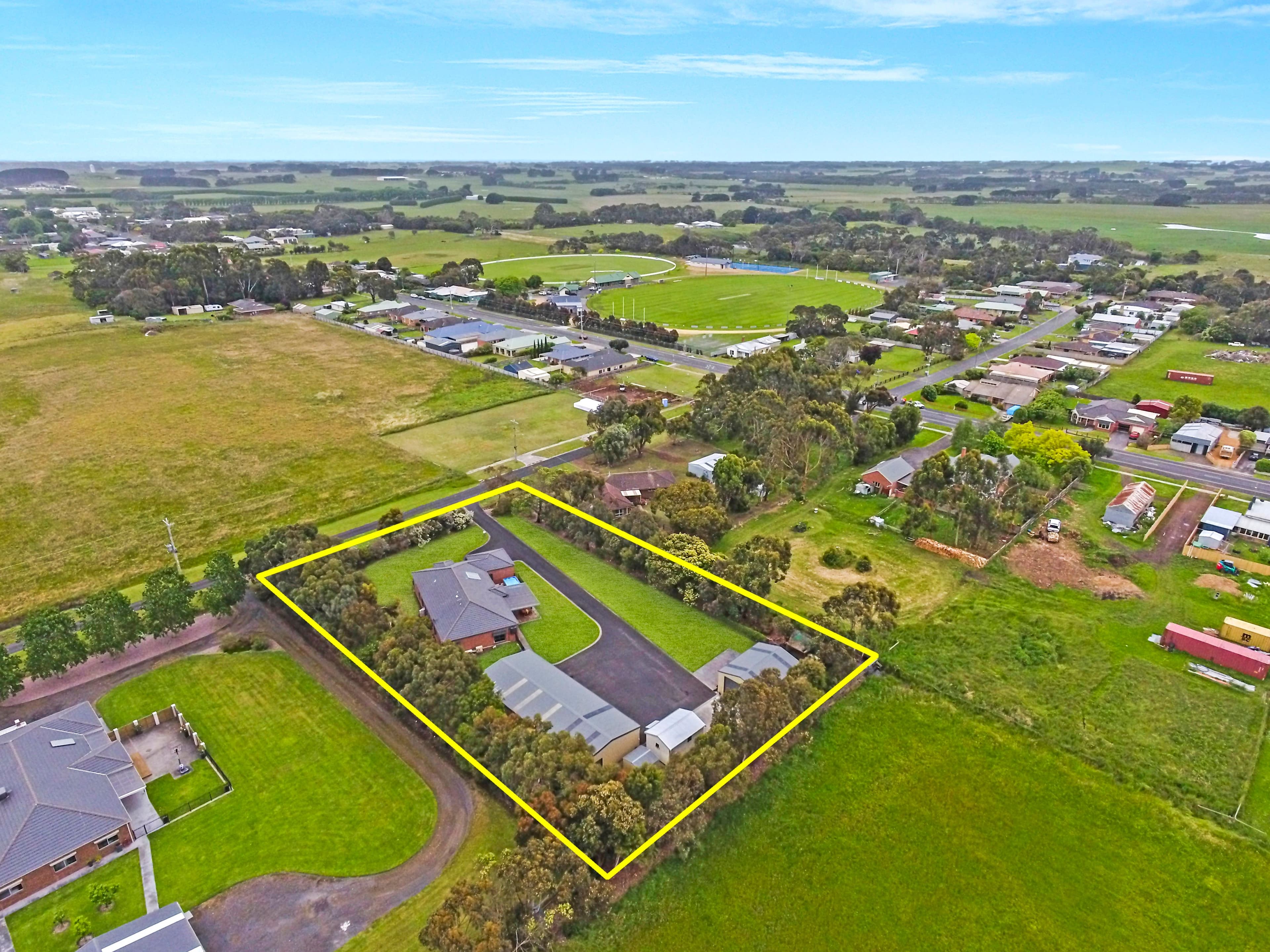 5 Elizabeth Street, Allansford VIC 3277, Allansford - Thumbnail 2