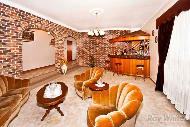 8  Cootha Close, BOSSLEY PARK NSW 2176, Bossley Park - Thumbnail 4