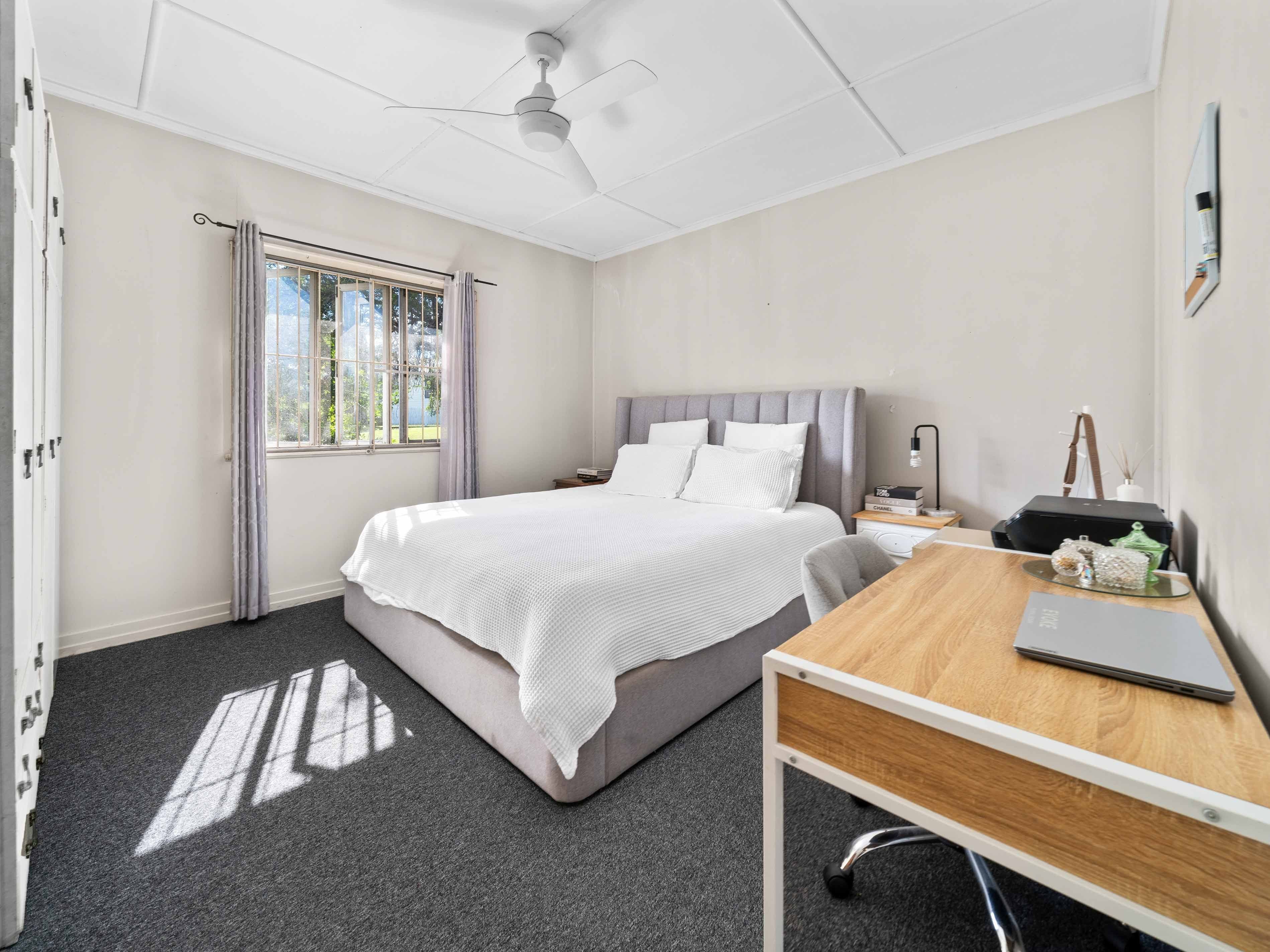 7 Trumpy Street, Silkstone QLD 4304, Silkstone - Thumbnail 8