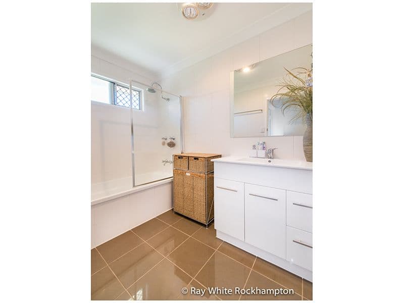 18 Booker Street, PARK AVENUE QLD 4701, Park Avenue - Thumbnail 7
