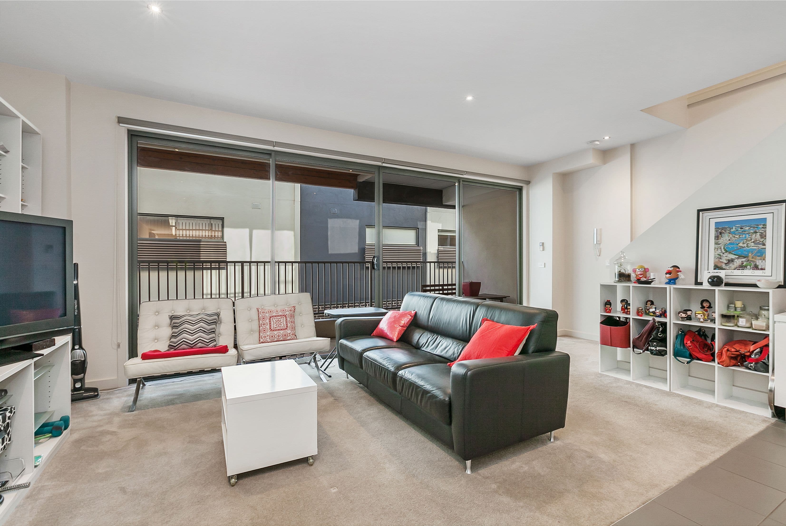 4 Austral Avenue, Preston VIC 3072, Preston - Thumbnail 2