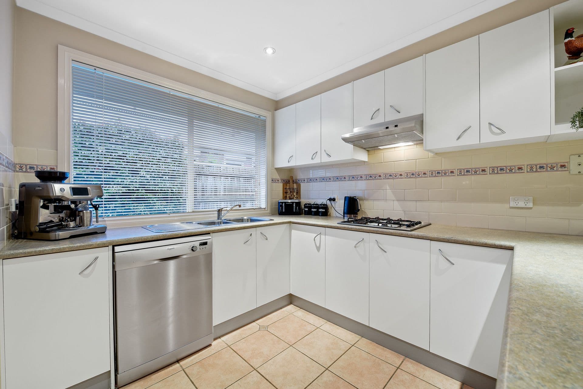 6 Wintersun Road, Berwick VIC 3806, Berwick - Thumbnail 6