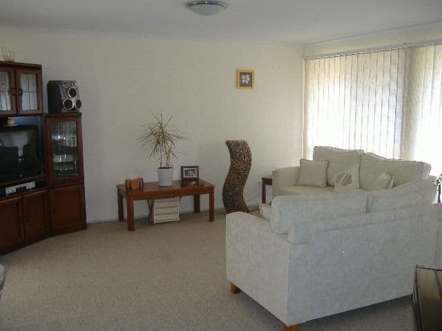 7 Roulstone Crescent, SANCTUARY POINT NSW 2540, Sanctuary Point - Thumbnail 6