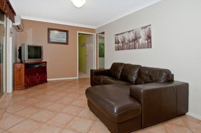 3 Hochtief Court, EDENS LANDING QLD 4207, Edens Landing - Thumbnail 5