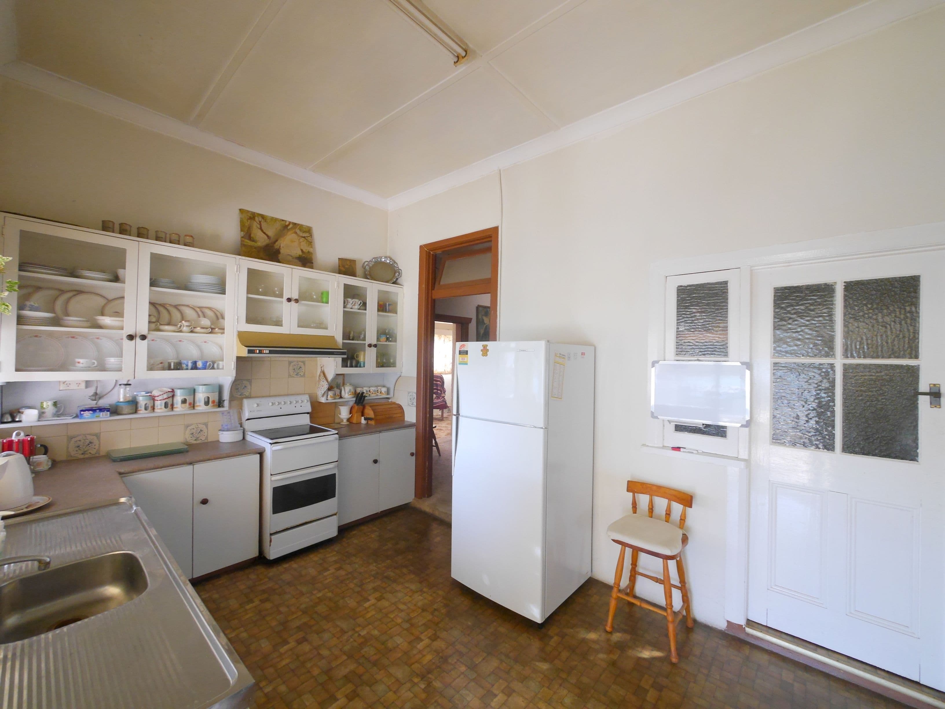 66 Brisbane Street, Cowra - Thumbnail 5